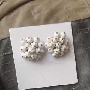 Cluster White Bead Flower Clip-On Earrings